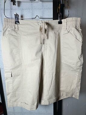 Cato Women’s  Light Khaki Cargo hi-rise Shorts